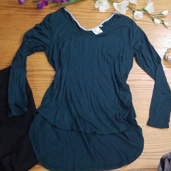 Janetchung  Teal Long Blouse - Picture 2 of 4